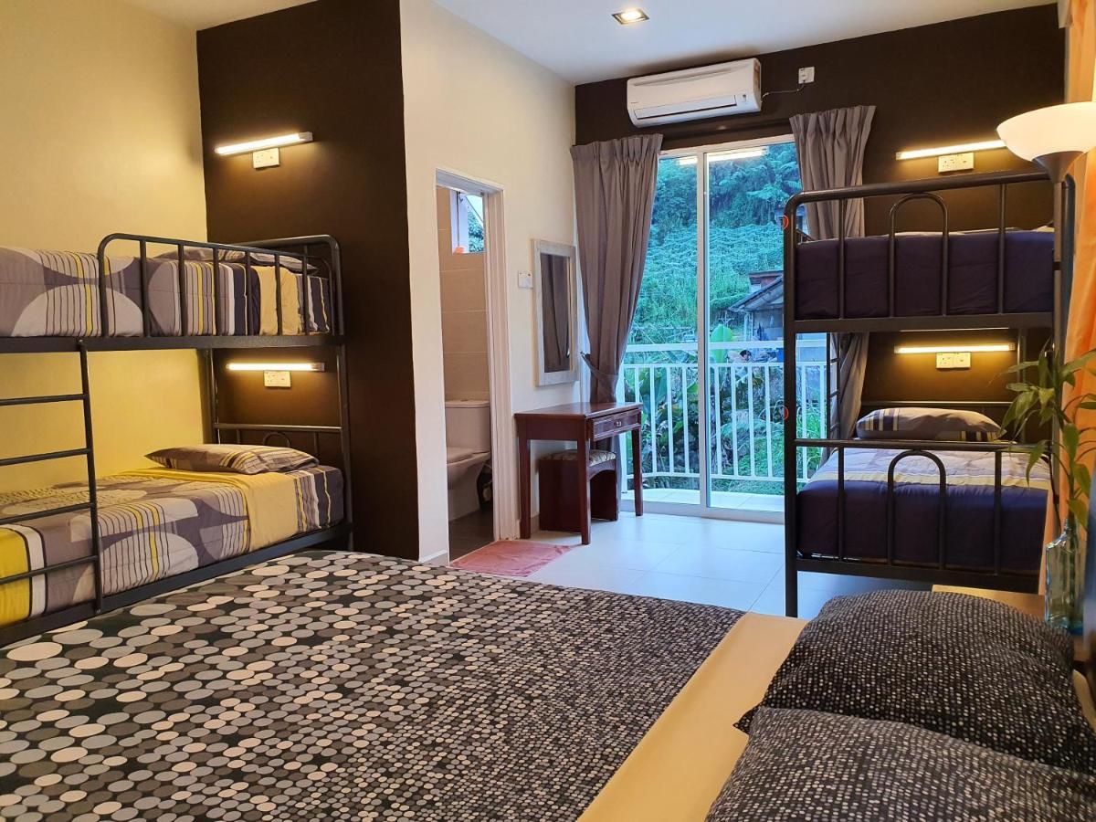 Fathers Guesthouse Bungalow Камерън Хайлендс Екстериор снимка